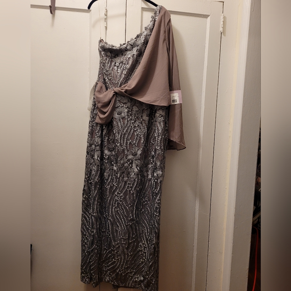 NWT Women's formal dress